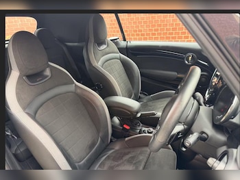 Used MINI Convertible 2023 for sale - 79314719: Photo