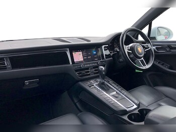 Used Porsche Macan 2018 for sale - 77172672: Photo