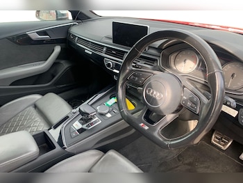 Used Audi A4 2017 for sale - 77700748: Photo