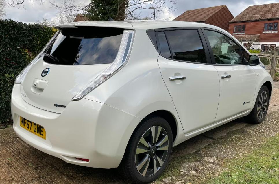 Used Nissan Leaf 2017 for sale - 77390185: Photo 2