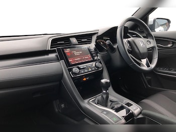 Used Honda Civic 2021 for sale - 76047512: Photo 4