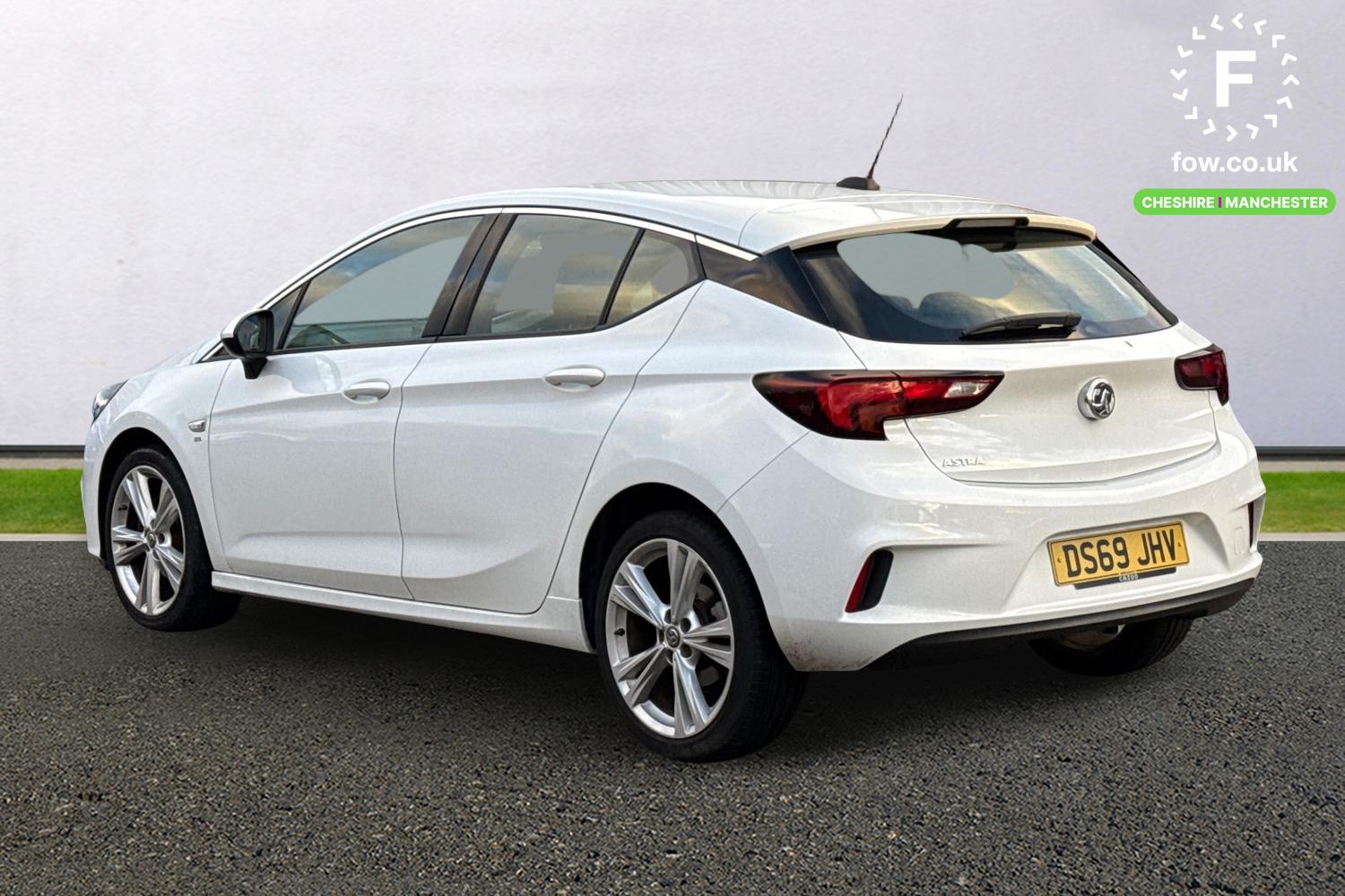 Used Vauxhall Astra 2019 for sale - 76662151: Photo 2