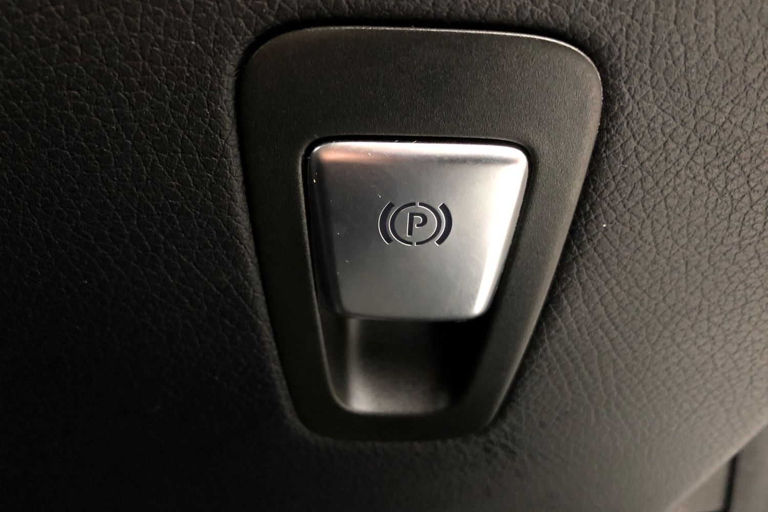 Used Mercedes-Benz EQC 2020 for sale - 77976181: Photo 27