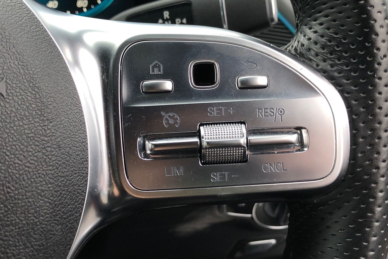 Used Mercedes-Benz EQC 2020 for sale - 77976181: Photo 7