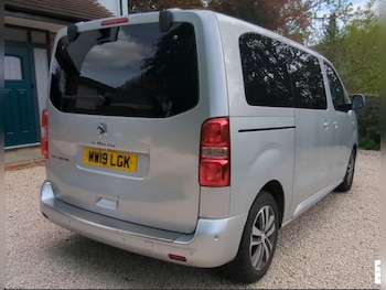 Used Peugeot Traveller 2019 for sale - 78459599: Photo
