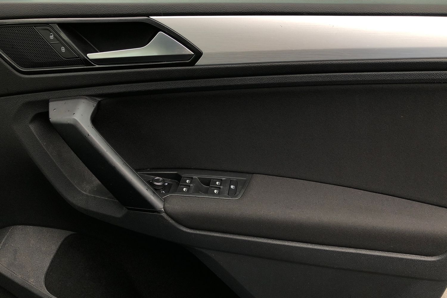 Used Volkswagen Tiguan 2018 for sale - 76267899: Photo 16