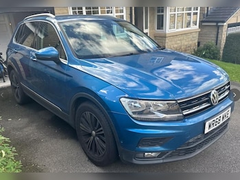 Volkswagen - Tiguan