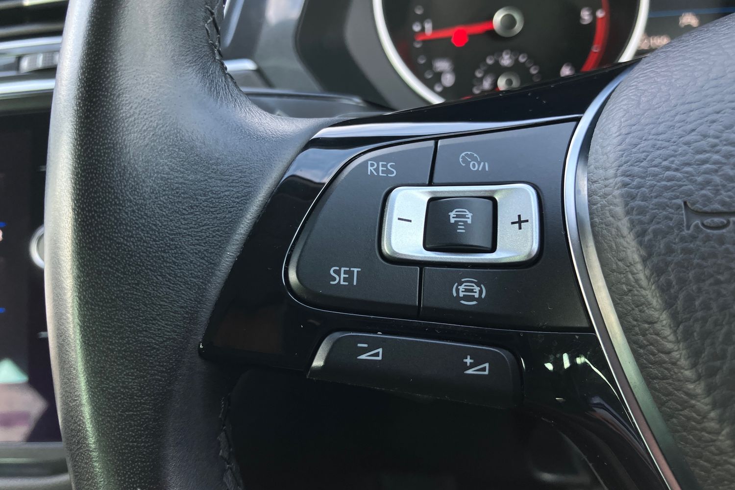 Used Volkswagen Tiguan 2020 for sale - 76789768: Photo 11