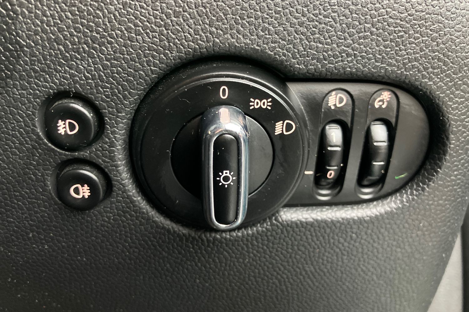 Used MINI Convertible 2017 for sale - 76357694: Photo 15