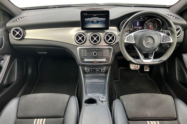 Used Mercedes-Benz A-Class 2018 for sale - 75468592: Photo 3