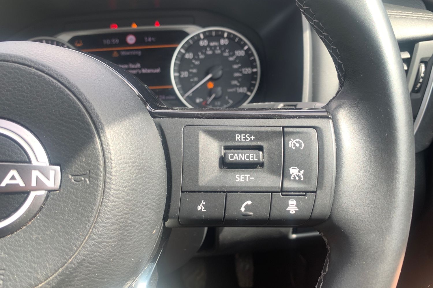 Used Nissan Qashqai 2022 for sale - 76526942: Photo 11