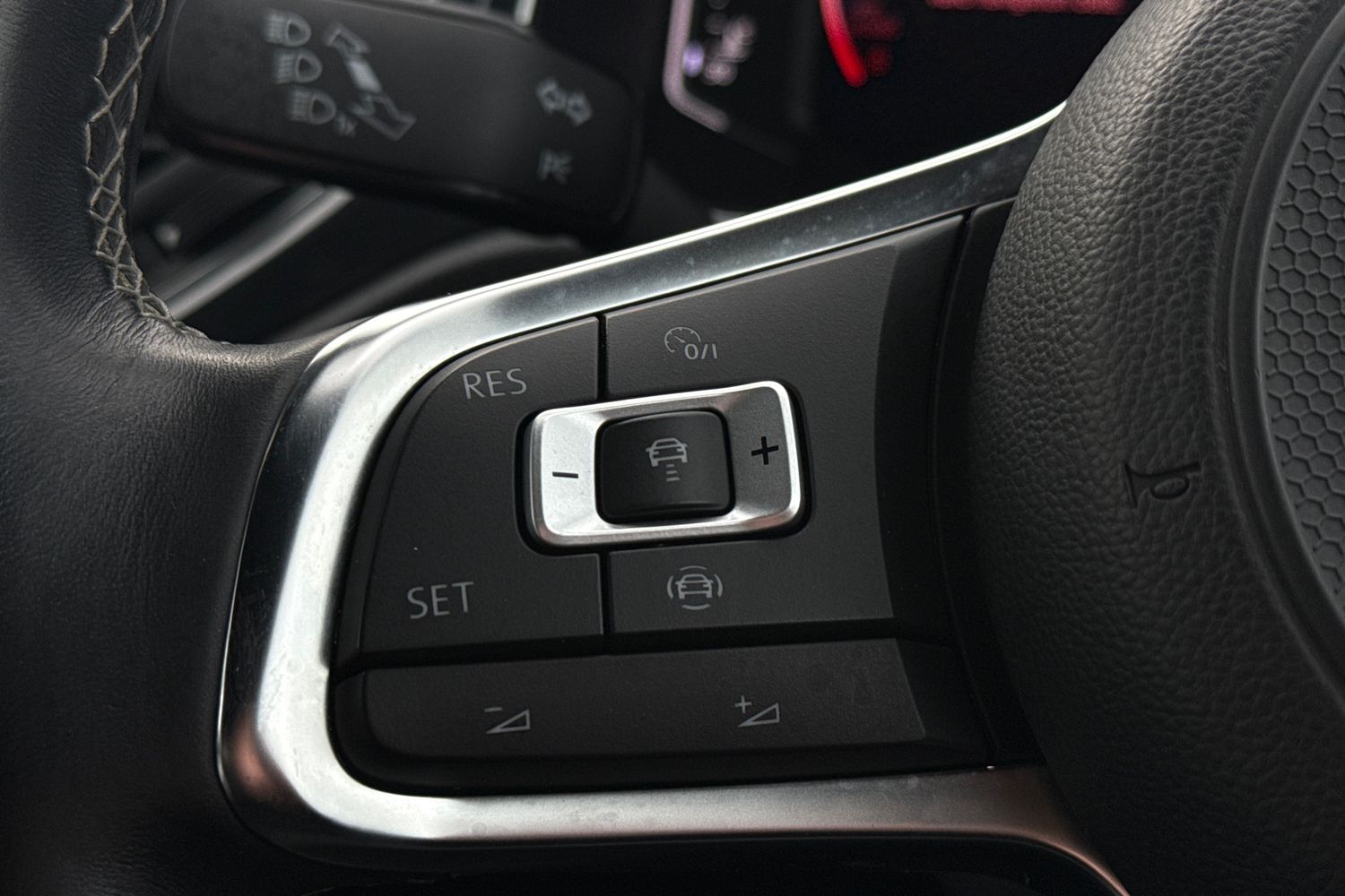 Used Volkswagen T-Roc 2019 for sale - 77849410: Photo 11