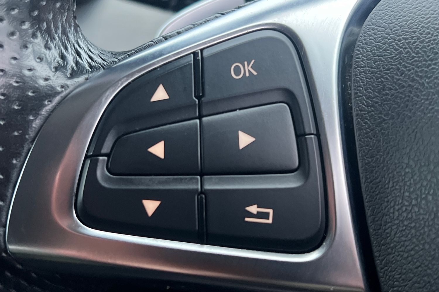 Used Mercedes-Benz GLE 2017 for sale - 76798544: Photo 14