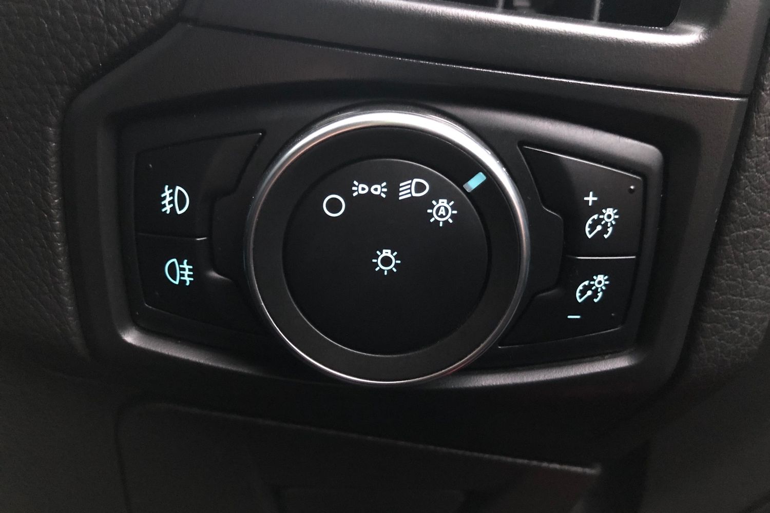 Used Ford Focus 2018 for sale - 76553499: Photo 16