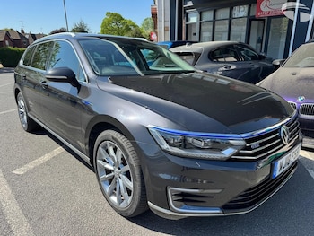 Used Volkswagen Passat 2018 for sale - 78502152: Photo