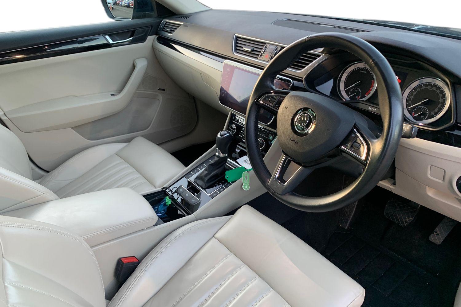 Used Skoda Superb 2018 for sale - 76411618: Photo 3