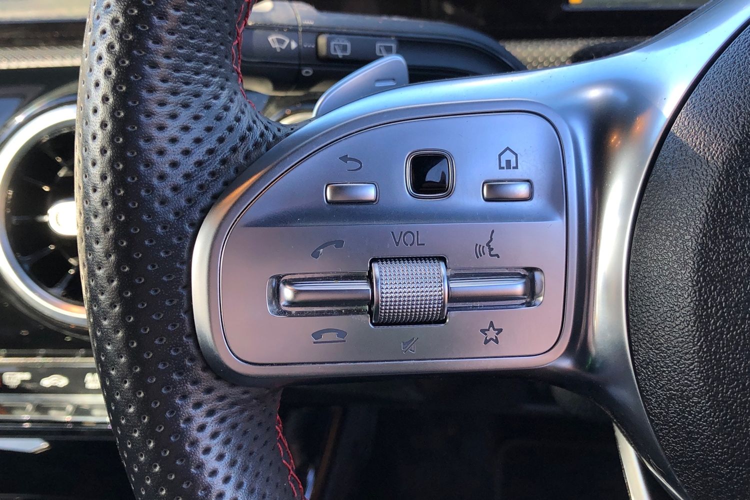 Used Mercedes-Benz A-Class 2019 for sale - 76133676: Photo 6