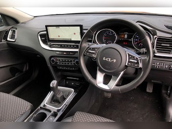Used Kia Ceed 2023 for sale - 78641581: Photo