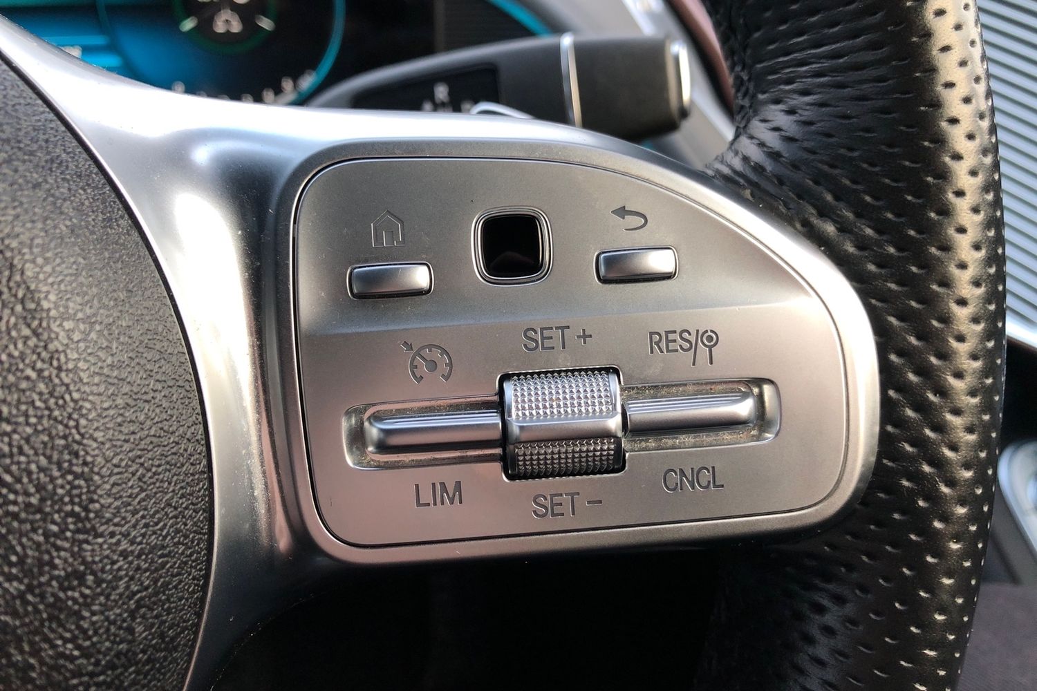 Used Mercedes-Benz EQC 2022 for sale - 77179194: Photo 7