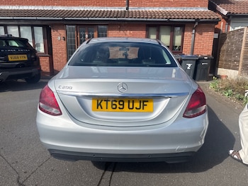 Used Mercedes-Benz C Class 2020 for sale - 77886475: Photo