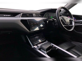 Used Audi e-tron 2019 for sale - 78655284: Photo