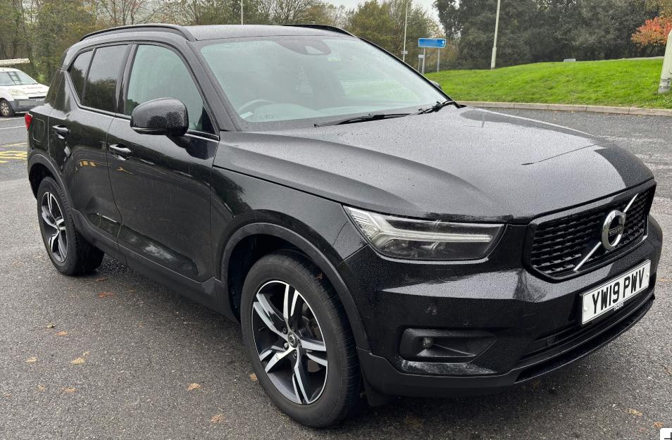 Used Volvo XC40 2019 for sale - 76476157: Photo 1