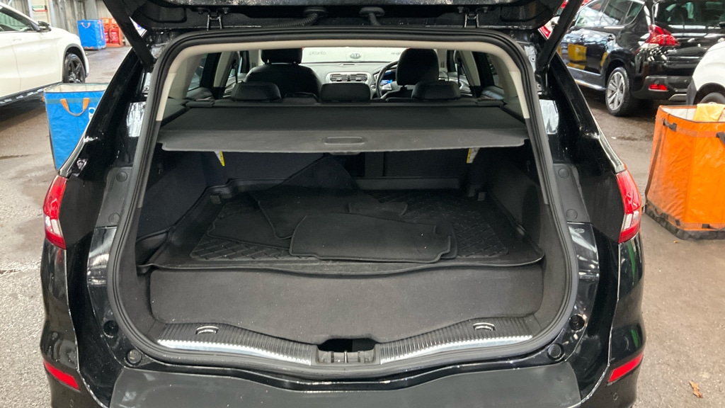 Used Ford Mondeo 2020 for sale - 76541076: Photo 5