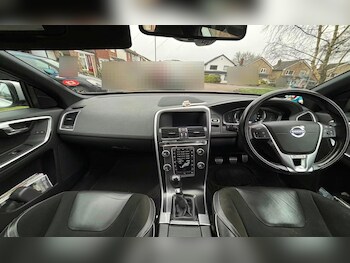 Used Volvo XC60 2017 for sale - 77444065: Photo