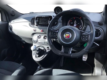 Used Abarth 595 2019 for sale - 75932664: Photo