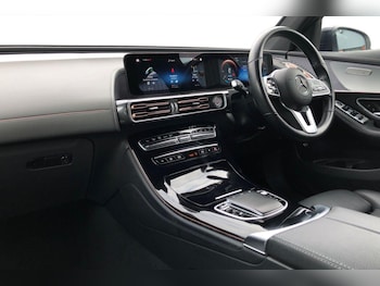 Used Mercedes-Benz EQC 2021 for sale - 76069710: Photo