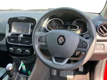 Used Renault Clio 2018 for sale - 74912825: Photo
