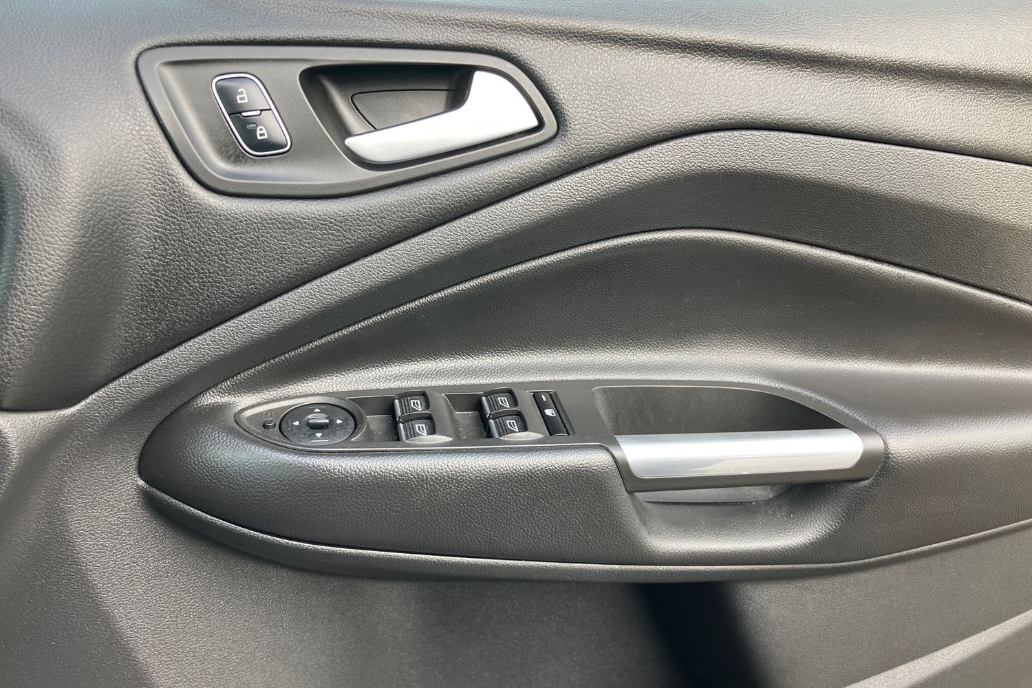 Used Ford Kuga 2018 for sale - 76654476: Photo 17