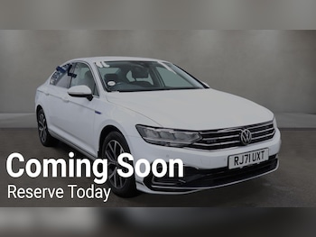Used Volkswagen Passat 2021 for sale - 77758300: Photo