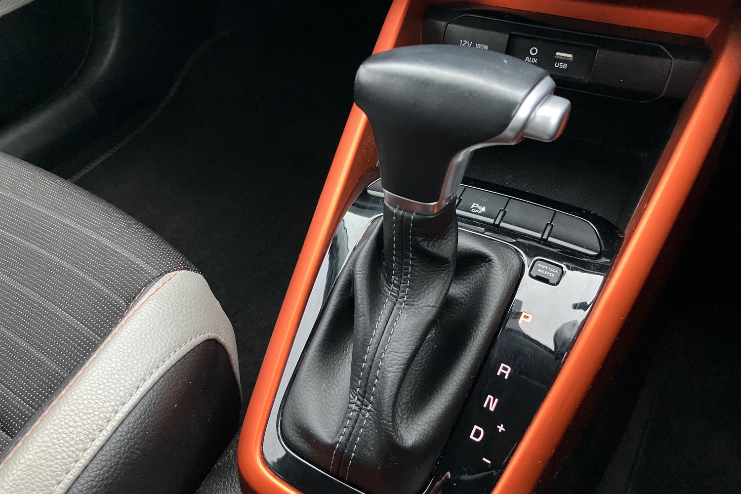 Used Kia Stonic 2019 for sale - 77540959: Photo 12