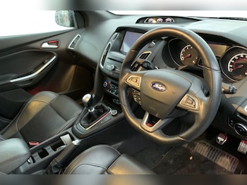 Used Ford Focus 2016 for sale - 76863331: Photo