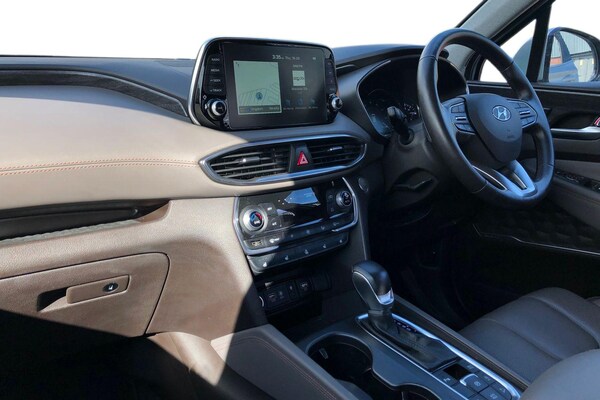 Used Hyundai Santa Fe 2019 for sale - 76197715: Photo 4
