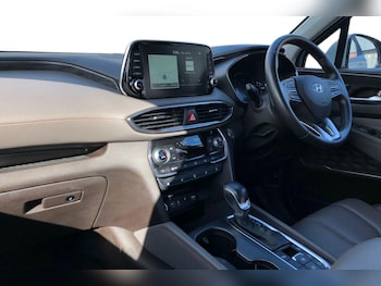 Used Hyundai Santa Fe 2019 for sale - 76197715: Photo 4