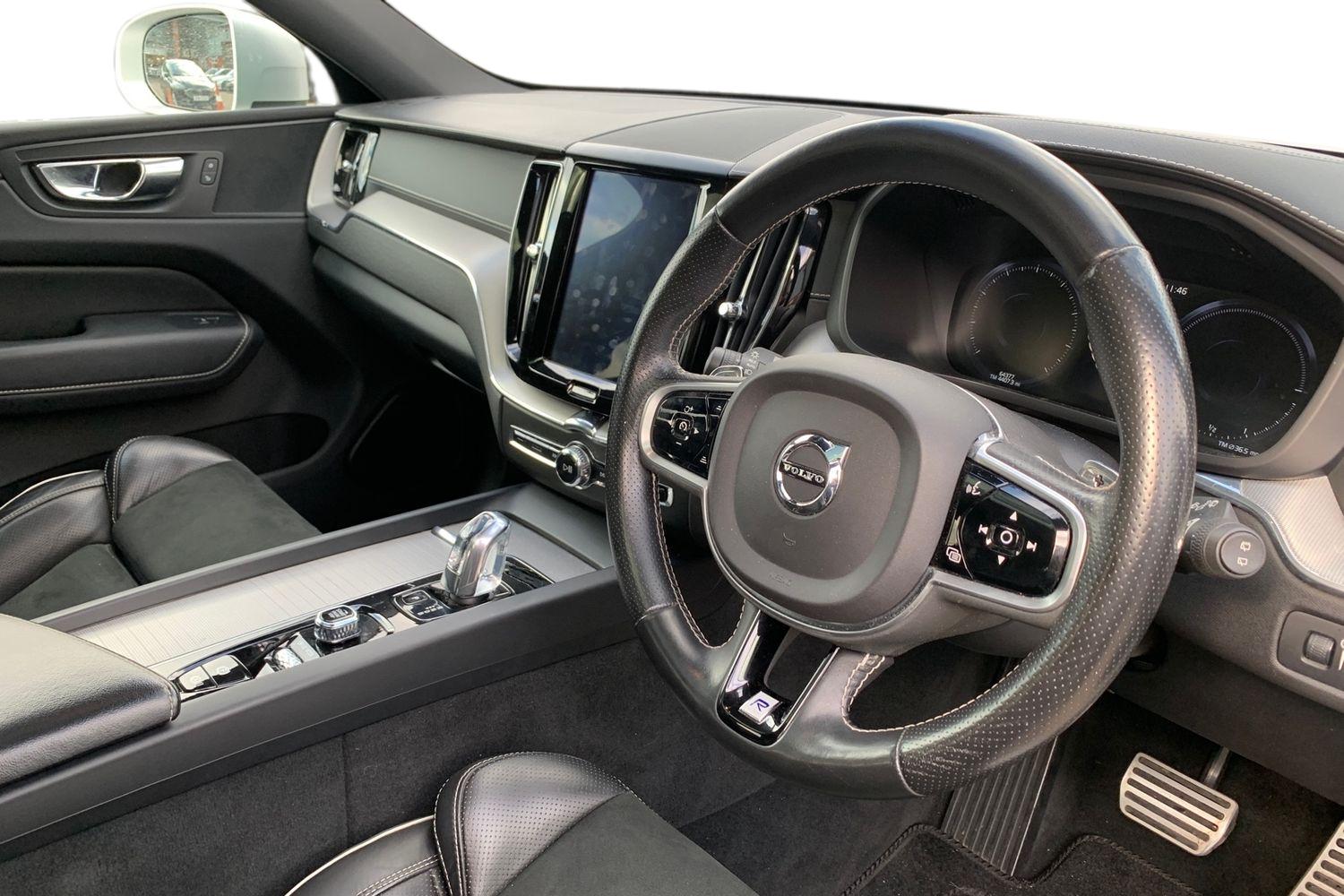 Used Volvo XC60 2019 for sale - 77829563: Photo 3