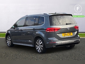 Used Volkswagen Touran 2019 for sale - 77805239: Photo