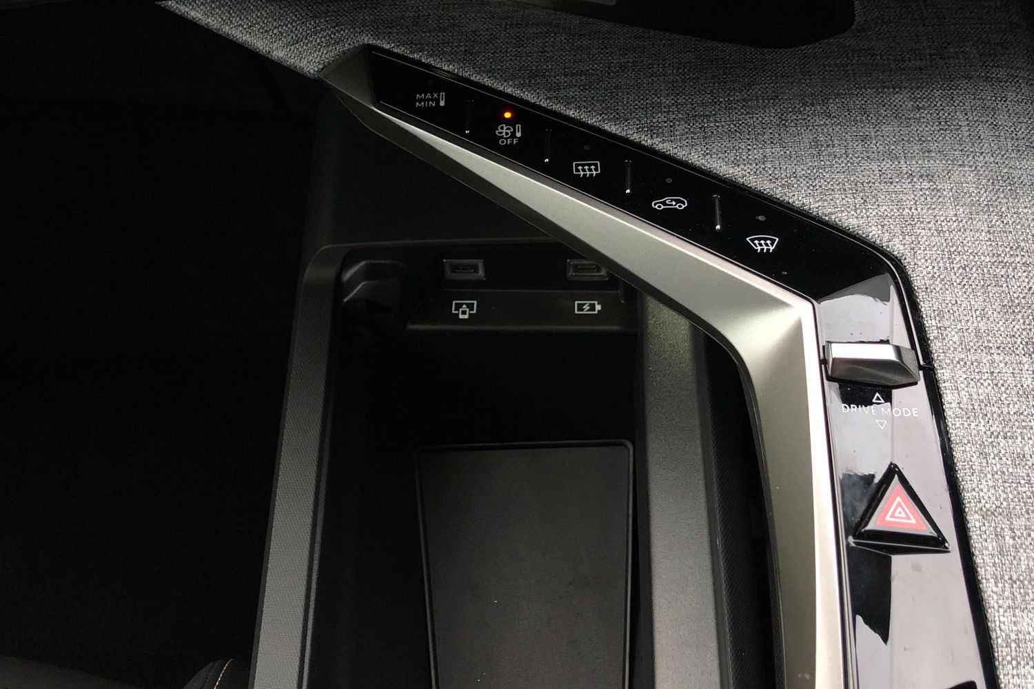 Used Peugeot 3008 2025 for sale - 77106985: Photo 15