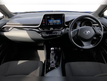 Used Toyota C-HR 2019 for sale - 78512472: Photo