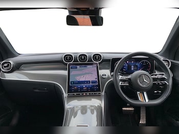 Used Mercedes-Benz GLC 2023 for sale - 79277282: Photo
