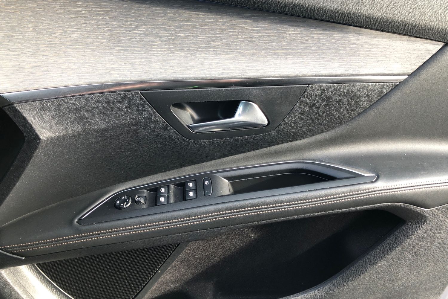 Used Peugeot 5008 2021 for sale - 77719205: Photo 16