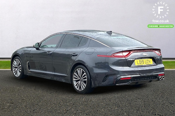 Used Kia Stinger 2019 for sale - 76128372: Photo 2
