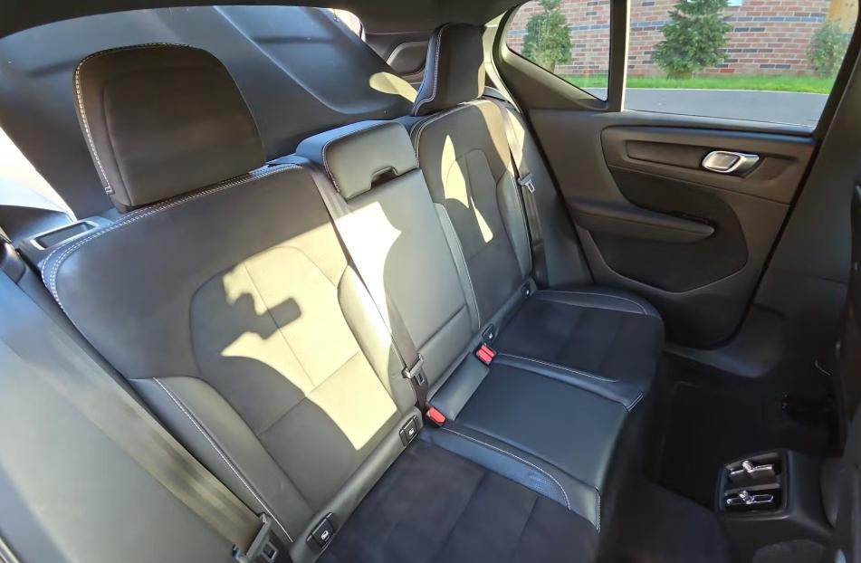 Used Volvo XC40 2020 for sale - 77829514: Photo 3