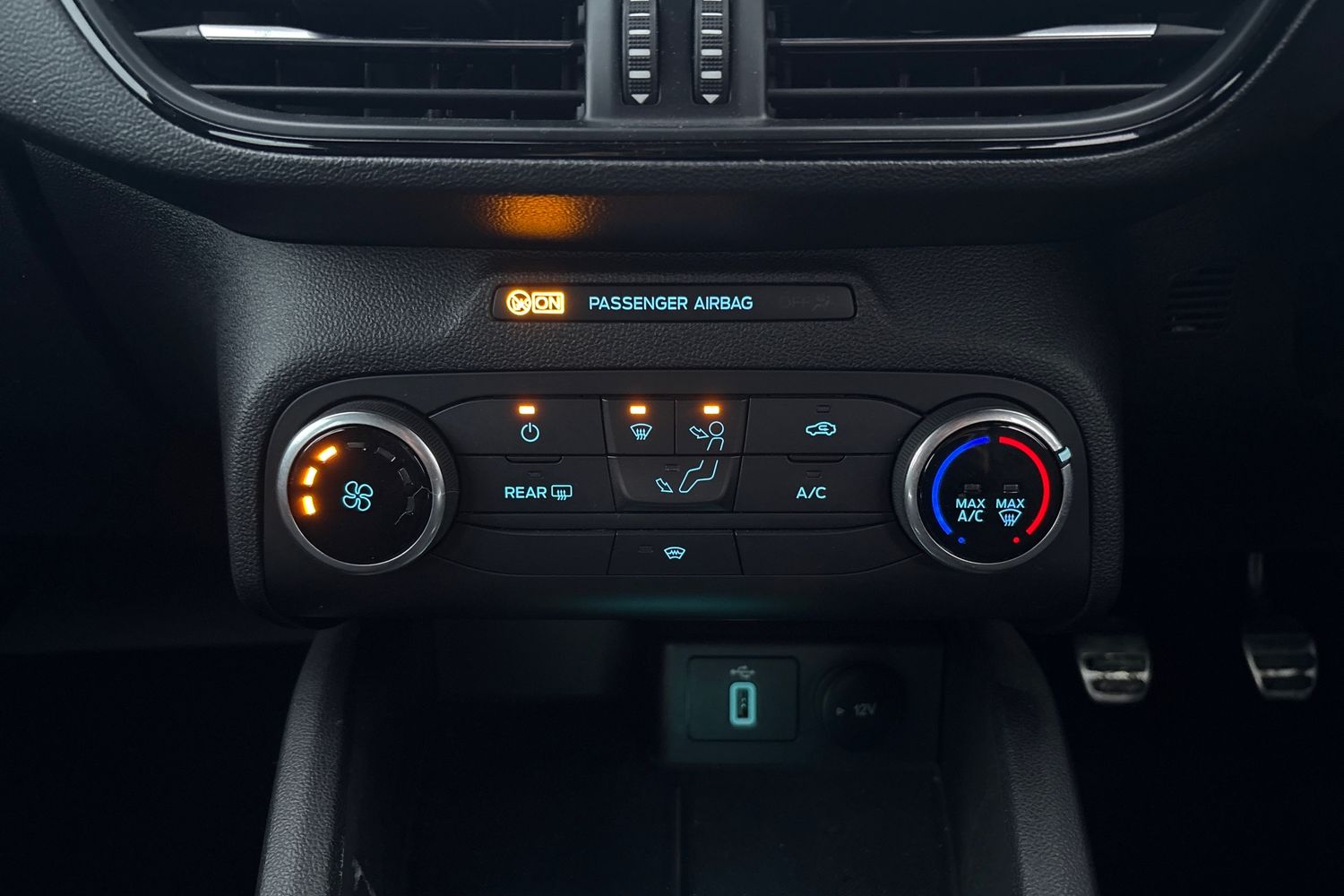 Used Ford Focus 2019 for sale - 76890339: Photo 10