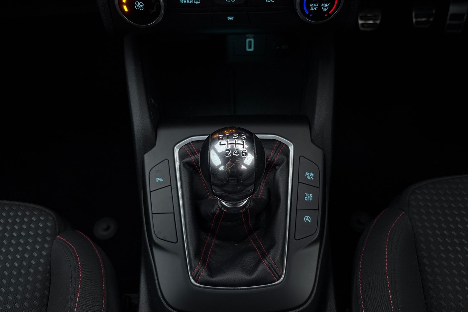 Used Ford Focus 2019 for sale - 76890339: Photo 11