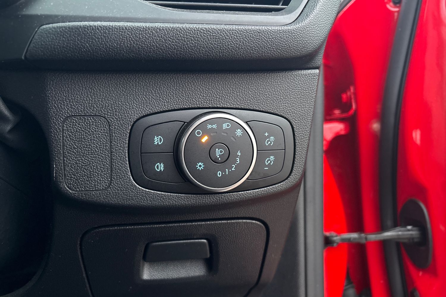 Used Ford Focus 2019 for sale - 76890339: Photo 13