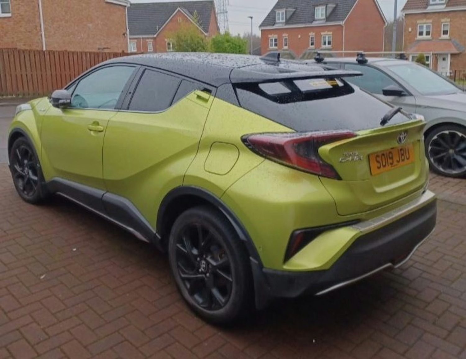 Used Toyota C-HR 2019 for sale - 77787550: Photo 3