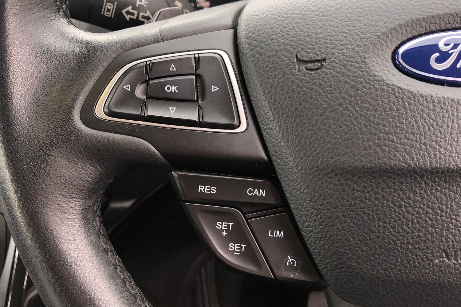 Used Ford Kuga 2018 for sale - 76798527: Photo 6